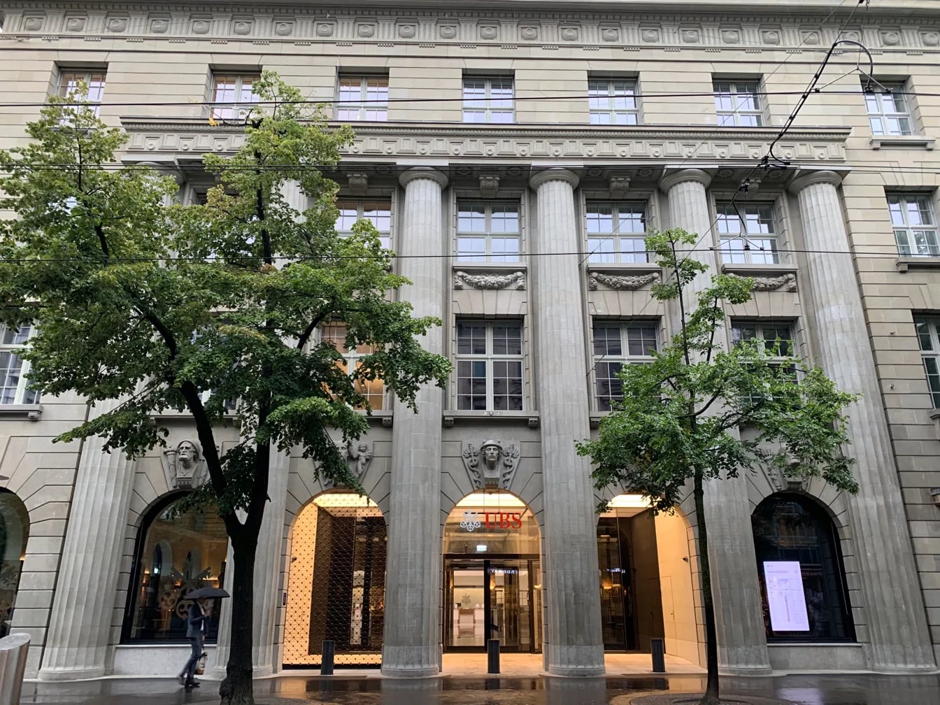 UBS Reverses Fed Call, Now Expects Two 25 bp Rate Hikes in 2026
