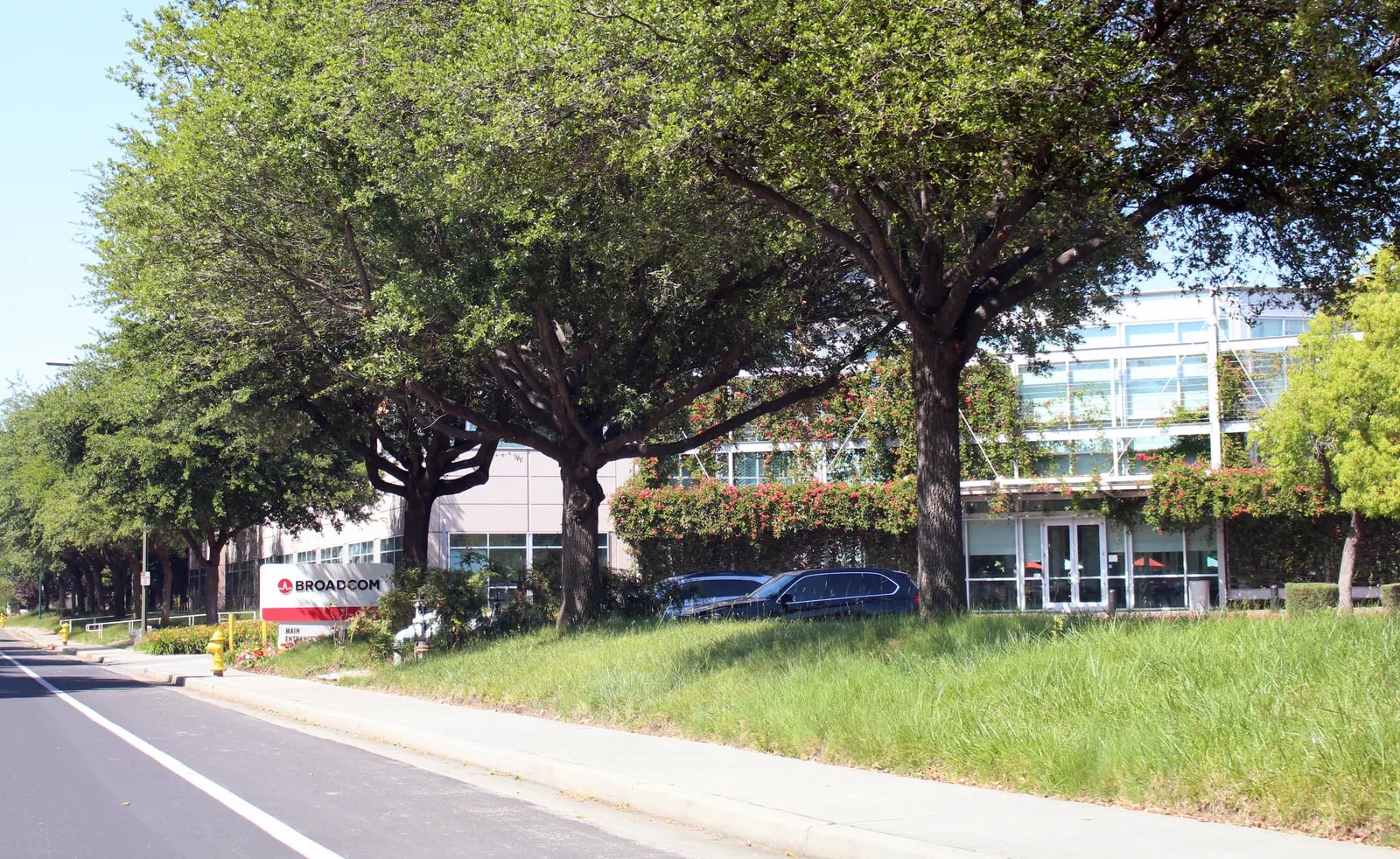Broadcom prêtera jusqu'à $42 milliards à Anthropic pour louer ses propres puces, selon un document