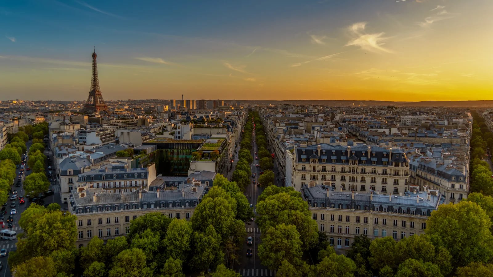 France OAT-Bund spread hits 113 basis points, widest since 2012