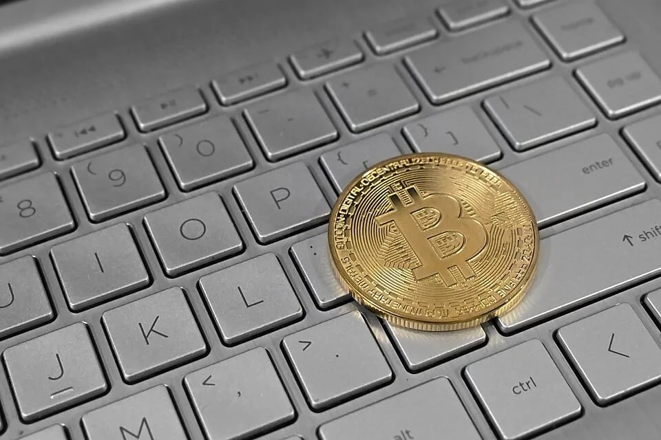 210,000 bitcoin salen de billeteras de poseedores a largo plazo tras el hack de Coldcard